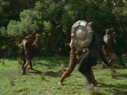 extant_HTLJ_3x07-TheGreenEyedMonster_00349