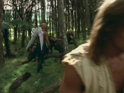 extant_HTLJ_3x07-TheGreenEyedMonster_00707