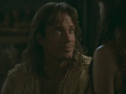 extant_HTLJ_3x07-TheGreenEyedMonster_01477