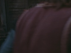 extant_HTLJ_3x07-TheGreenEyedMonster_01571