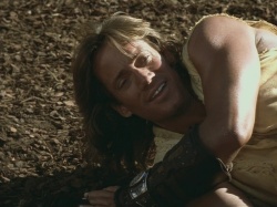 extant_HTLJ_3x07-TheGreenEyedMonster_01667