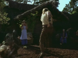 extant_HTLJ_3x07-TheGreenEyedMonster_01749