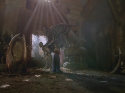 extant_HTLJ_3x07-TheGreenEyedMonster_02668
