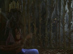 extant_HTLJ_3x07-TheGreenEyedMonster_03172