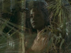 extant_HTLJ_3x07-TheGreenEyedMonster_03477
