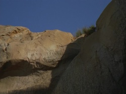 extant_HTLJ_3x07-TheGreenEyedMonster_03672