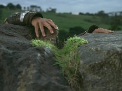 extant_HTLJ_3x07-TheGreenEyedMonster_03919