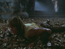 extant_HTLJ_3x07-TheGreenEyedMonster_04388