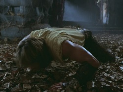 extant_HTLJ_3x07-TheGreenEyedMonster_04392
