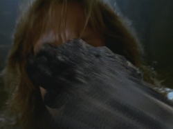 extant_HTLJ_3x07-TheGreenEyedMonster_04418