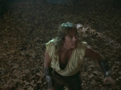 extant_HTLJ_3x07-TheGreenEyedMonster_04484