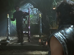 extant_HTLJ_3x13-Encounter_02109