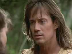 extant_HTLJ_3x13-Encounter_02842