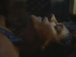 extant_HTLJ_3x13-Encounter_02884