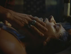 extant_HTLJ_3x13-Encounter_02886