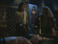 extant_HTLJ_3x13-Encounter_02918