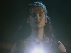 extant_HTLJ_3x13-Encounter_02983