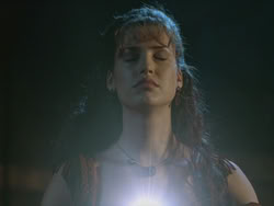 extant_HTLJ_3x13-Encounter_02985