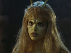extant_HTLJ_3x13-Encounter_03120