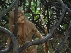 extant_HTLJ_3x13-Encounter_03681