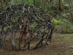 extant_HTLJ_3x13-Encounter_03793