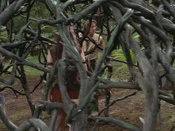 extant_HTLJ_3x13-Encounter_03799