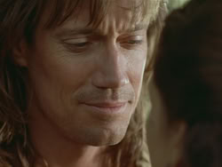 extant_HTLJ_3x13-Encounter_04929