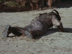 extant_HTLJ_3x18-ReignOfTerror_01948