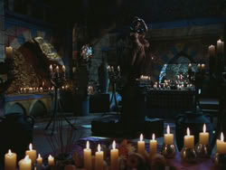 extant_HTLJ_3x18-ReignOfTerror_02043
