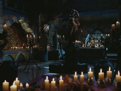 extant_HTLJ_3x18-ReignOfTerror_02047