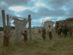 extant_HTLJ_3x18-ReignOfTerror_02930