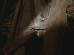 extant_HTLJ_3x18-ReignOfTerror_03335