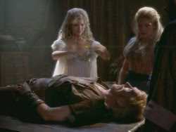 extant_HTLJ_3x18-ReignOfTerror_03546