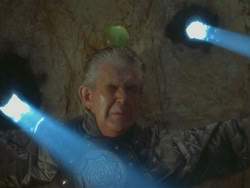 extant_HTLJ_3x18-ReignOfTerror_03767