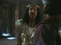 extant_HTLJ_3x18-ReignOfTerror_03776