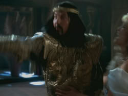 extant_HTLJ_3x18-ReignOfTerror_03802