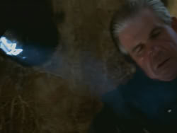 extant_HTLJ_3x18-ReignOfTerror_04002