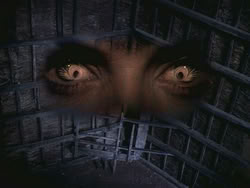 extant_HTLJ_3x18-ReignOfTerror_04045