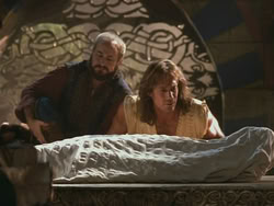 extant_HTLJ_3x18-ReignOfTerror_04404