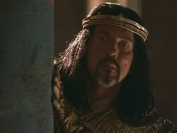 extant_HTLJ_3x18-ReignOfTerror_04409