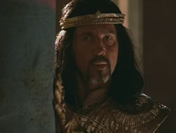 extant_HTLJ_3x18-ReignOfTerror_04421