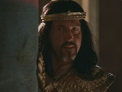 extant_HTLJ_3x18-ReignOfTerror_04428