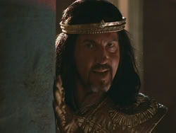 extant_HTLJ_3x18-ReignOfTerror_04429