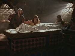 extant_HTLJ_3x18-ReignOfTerror_04436