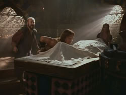 extant_HTLJ_3x18-ReignOfTerror_04443