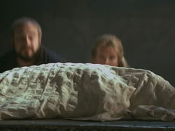 extant_HTLJ_3x18-ReignOfTerror_04545