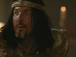 extant_HTLJ_3x18-ReignOfTerror_04551