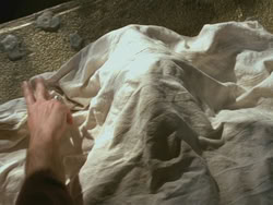 extant_HTLJ_3x18-ReignOfTerror_04585