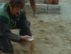extant_HTLJ_3x19-TheEndOfTheBeginning_01266