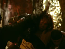 extant_HTLJ_4x05-StrangerInAStrangeWorld_00018